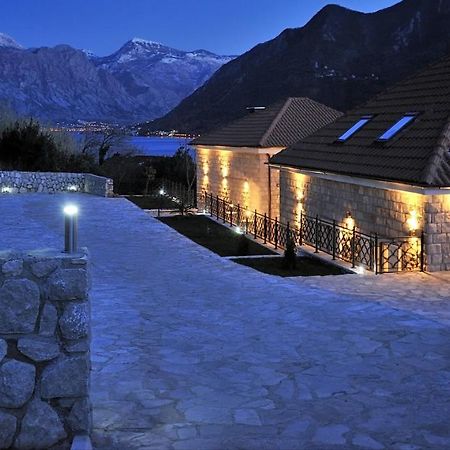 Hotel Per Astra Пераст Экстерьер фото
