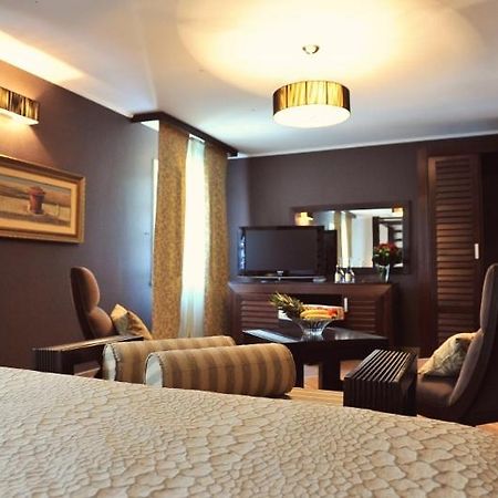 Hotel Per Astra Пераст Экстерьер фото