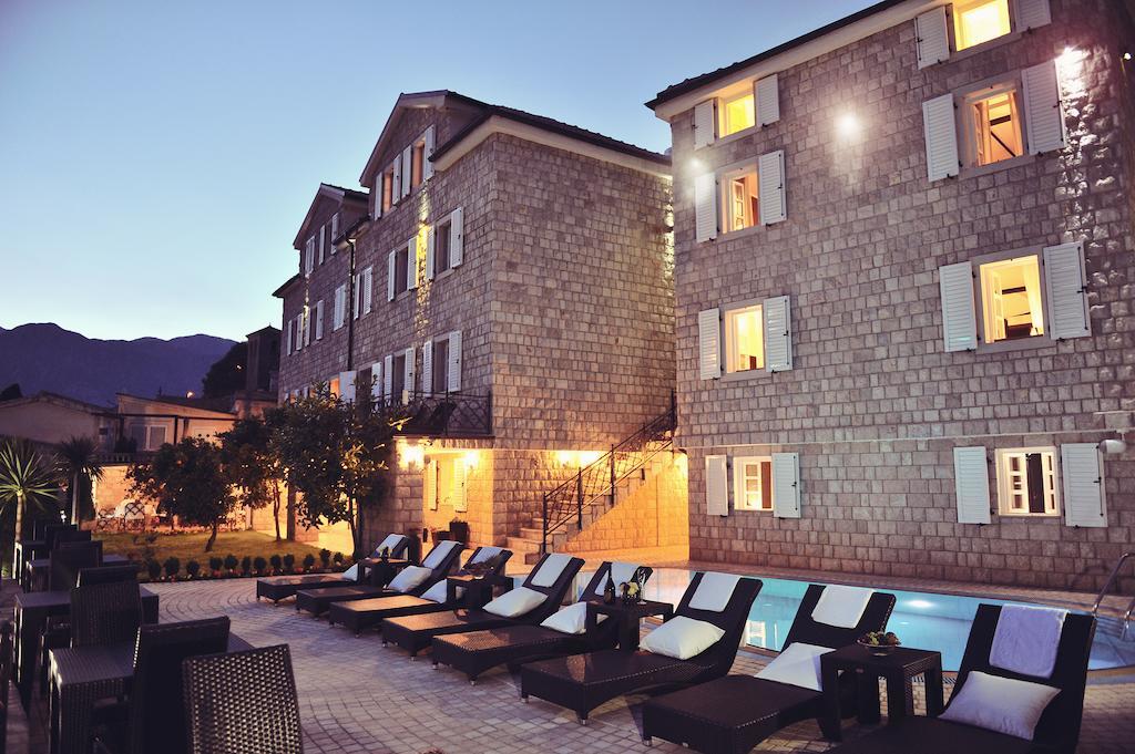 Hotel Per Astra Пераст Экстерьер фото