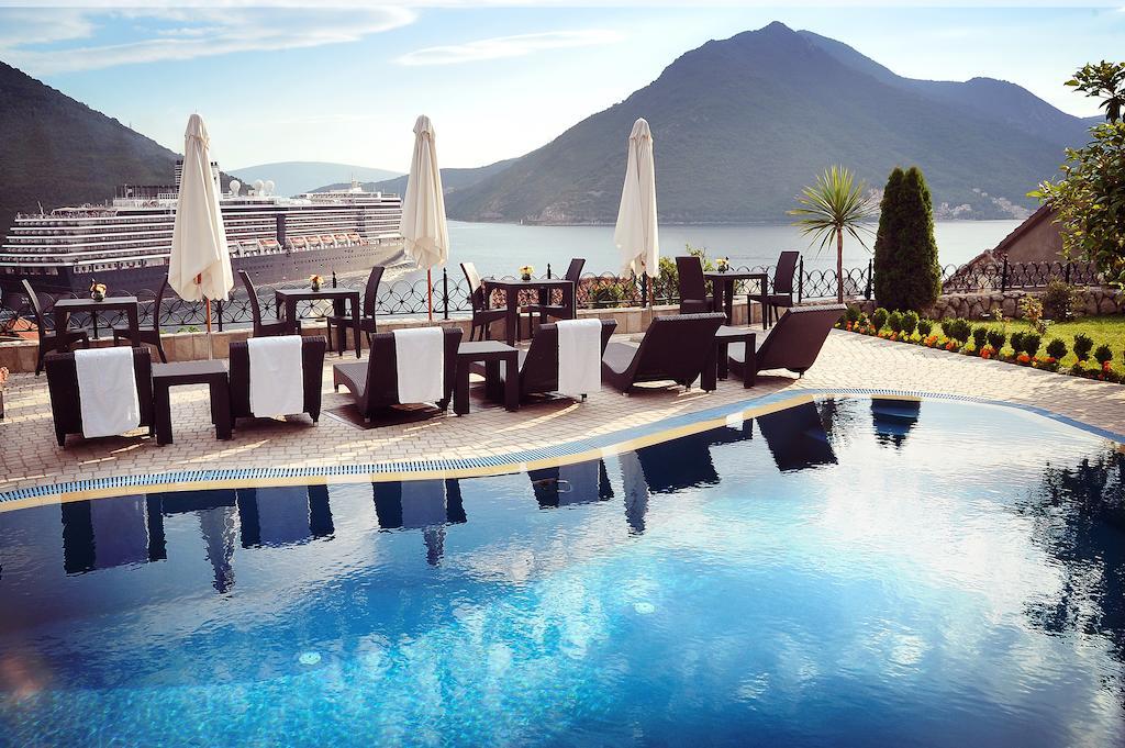 Hotel Per Astra Пераст Экстерьер фото